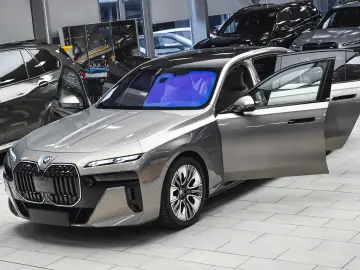 750e xDrive M Sport Plug-in Hybrid Sportautomati