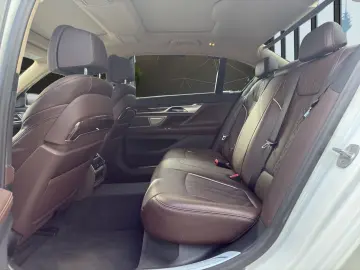 750Li xDrive*Laser*SkyLounge*360Kamera*Massage*