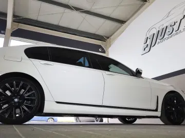 750Li xDrive/360*/HUD/HK/4xSHZ/SBL/LHZ/ACC/R20