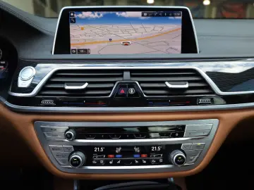 750Li xDrive/360*/HUD/HK/4xSHZ/SBL/LHZ/ACC/R20
