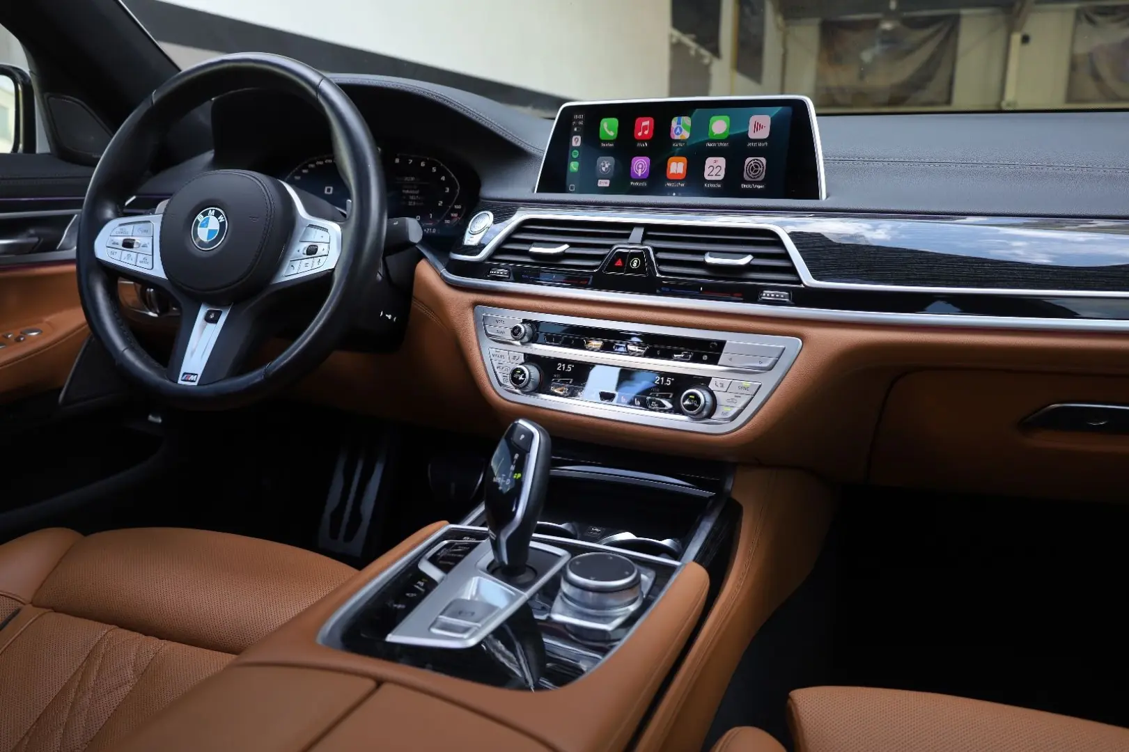 750Li xDrive/360*/HUD/HK/4xSHZ/SBL/LHZ/ACC/R20