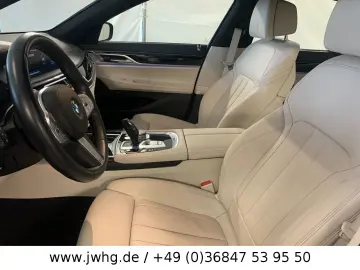 745 e M Sport DISPLAY KEY/LED+/HUD/COCK-PRO