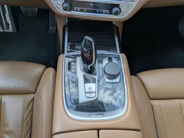 730d Lim. M Sport Laser. Massage. Softclose.