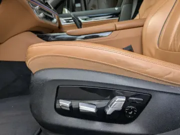 730d Lim. M Sport Laser. Massage. Softclose.
