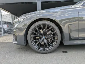 730d Lim. M Sport Laser. Massage. Softclose.