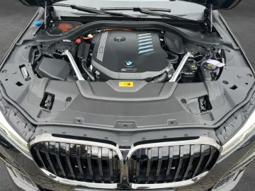 745e