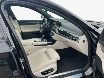 745e