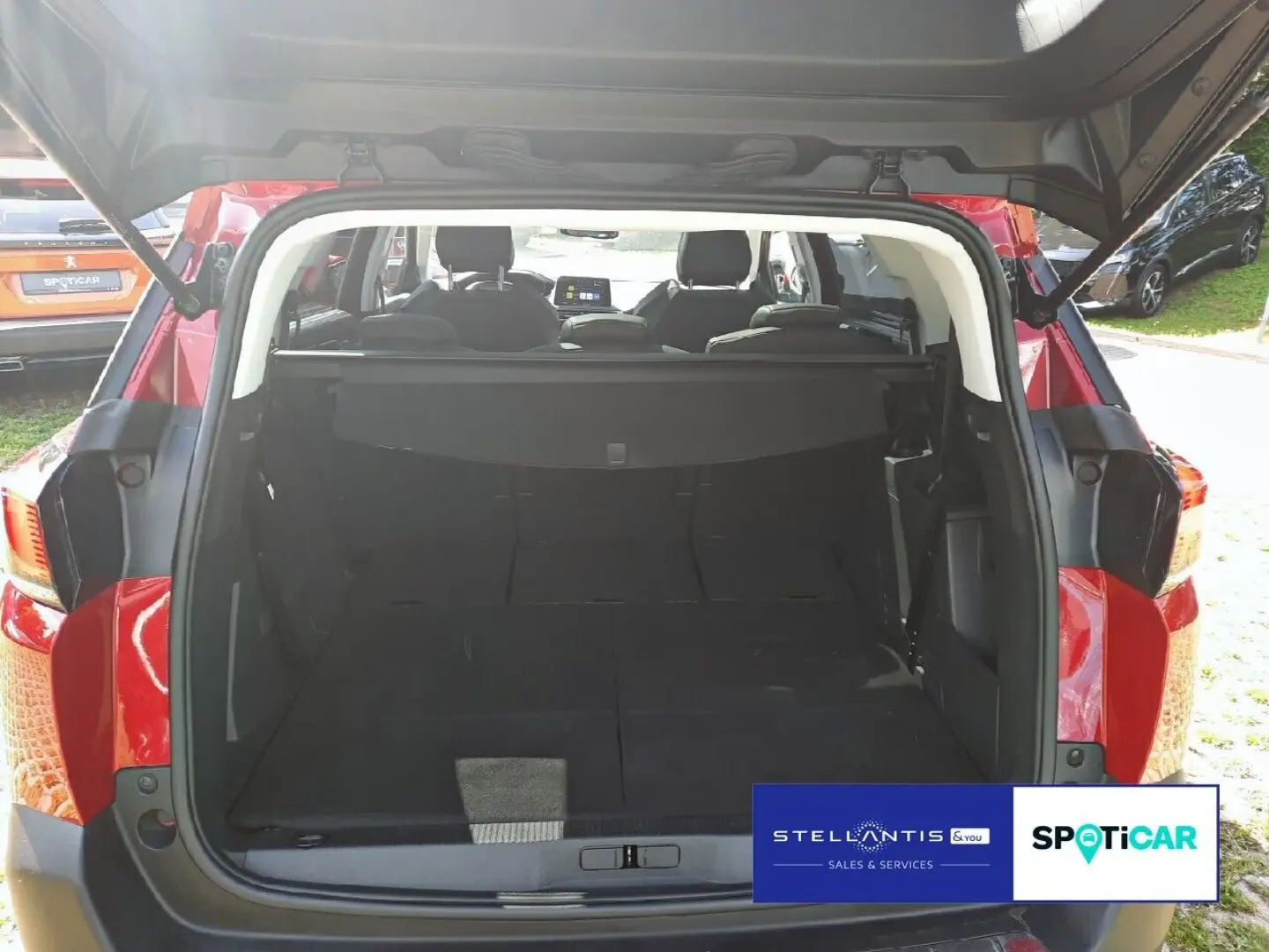 5008 1.5 BlueHDi 130 Allure*Navi*DAB*5Sitzer*SHZ