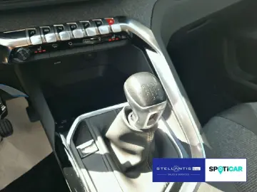 5008 1.5 BlueHDi 130 Allure*Navi*DAB*5Sitzer*SHZ