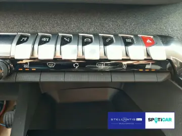 5008 1.5 BlueHDi 130 Allure*Navi*DAB*5Sitzer*SHZ
