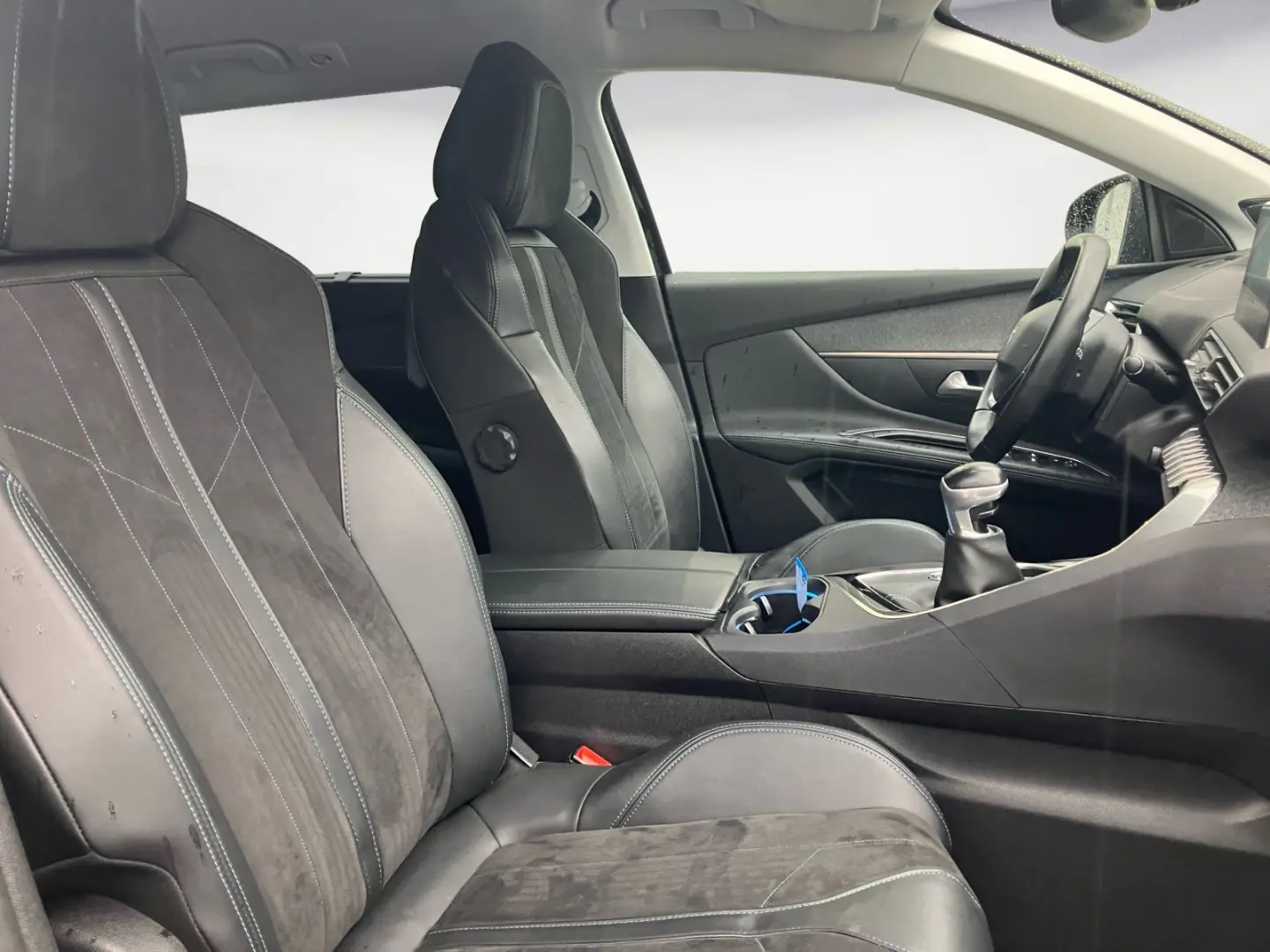 5008 BlueHDi 7-Sitzer Crossway Navi R-Kamera Sit