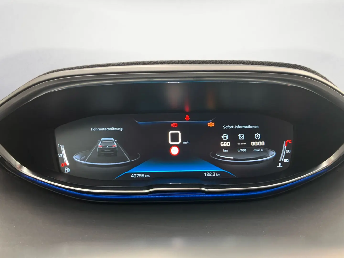 5008 BlueHDi 7-Sitzer Crossway Navi R-Kamera Sit
