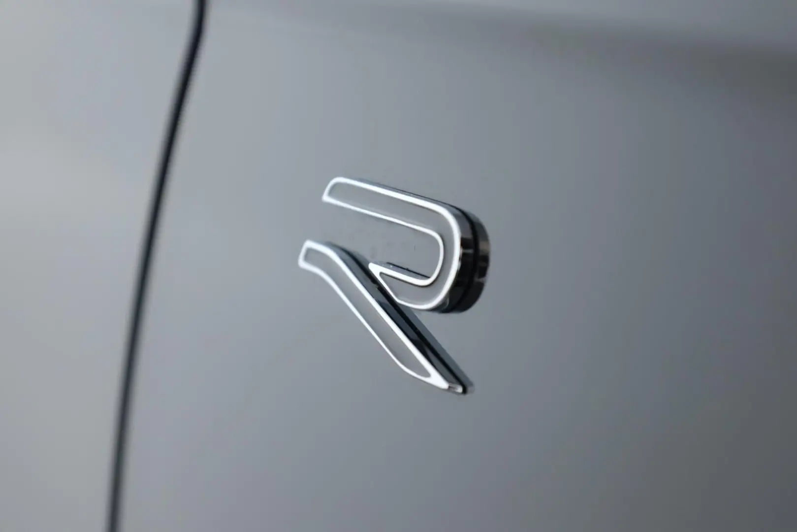 Touareg 3.0 TDI 4M R-Line Leder Pano DCC 22