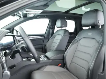 Touareg 3.0 TDI 4M R-Line Leder Pano DCC 22