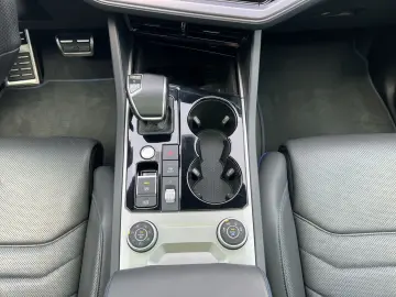 Touareg R 3.0 V6 eHybrid 4MOTION DSG*MATRIX*LEDE