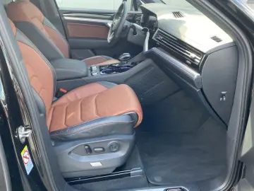 Touareg 3.0 TSI 4Motion R-Line*Stdhzg*AHK*ACC*