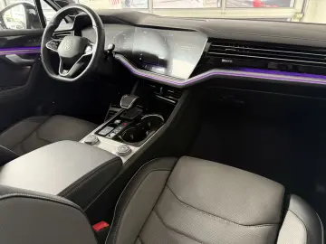 Touareg R-Line 4Motion PANO|LUFT|STHZ| AHK| 360°