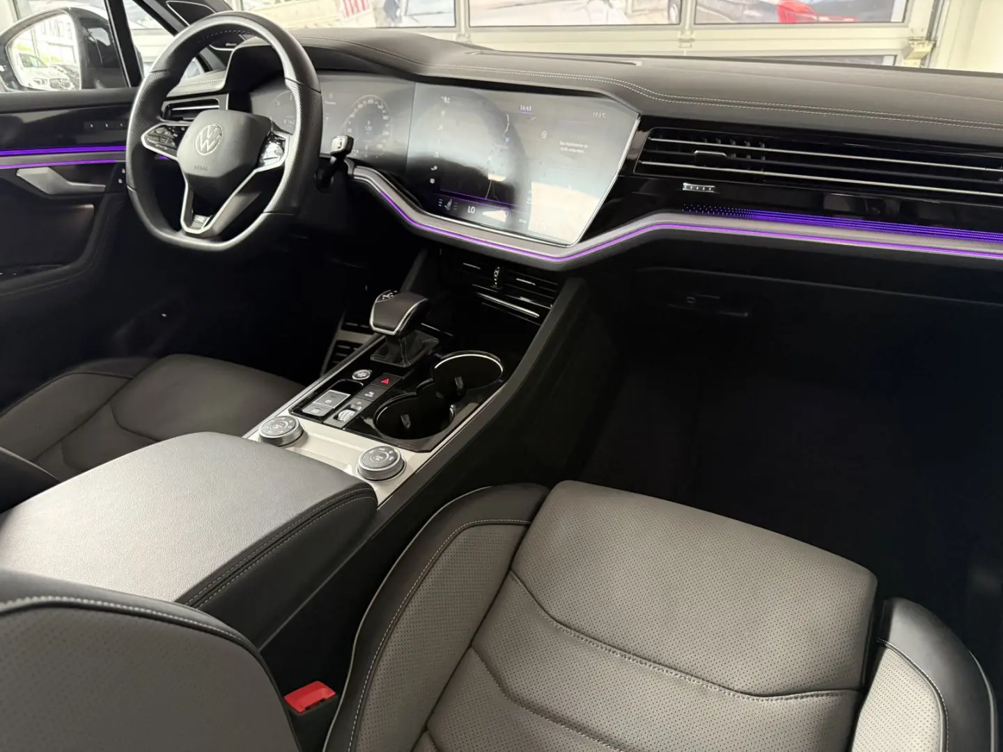 Touareg R-Line 4Motion PANO|LUFT|STHZ| AHK| 360°