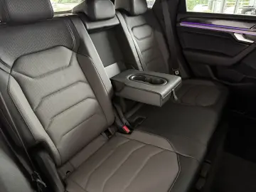 Touareg R-Line 4Motion PANO|LUFT|STHZ| AHK| 360°