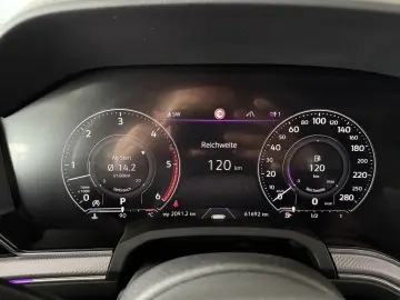 Touareg R-Line 4Motion PANO|LUFT|STHZ| AHK| 360°