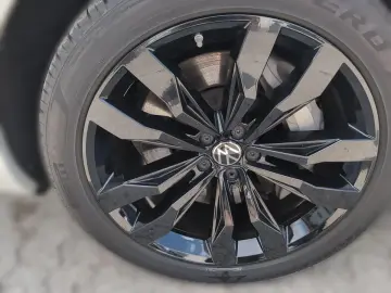 Touareg R 4Motion eHybrid~TopZustand~Matrix~Pano