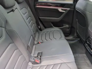 Touareg R 4Motion eHybrid~TopZustand~Matrix~Pano