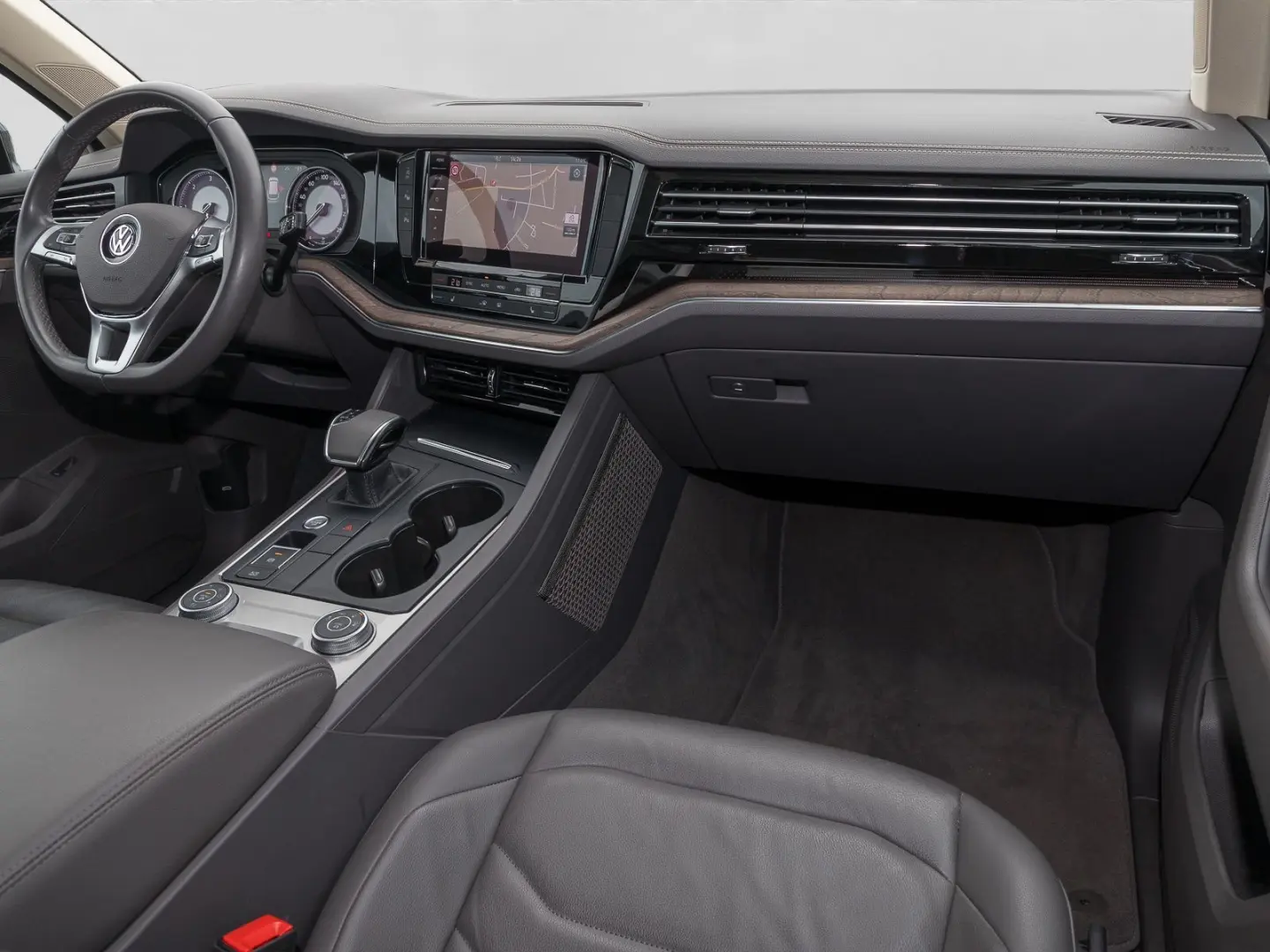Touareg V6 TDI 4M ATMOSPHERE PANO LM20 KAMERA AP