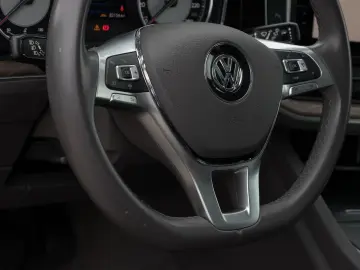 Touareg V6 TDI 4M ATMOSPHERE PANO LM20 KAMERA AP