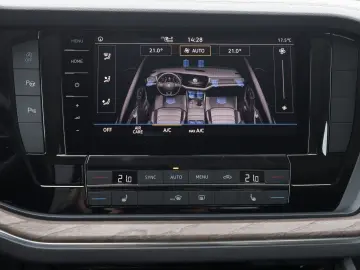 Touareg V6 TDI 4M ATMOSPHERE PANO LM20 KAMERA AP