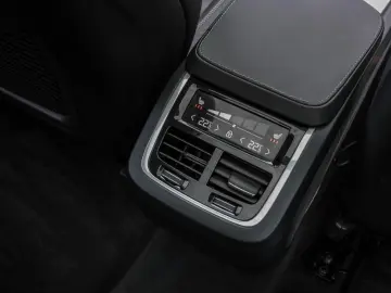 XC90 B5 AWD Ultimate Bright 22