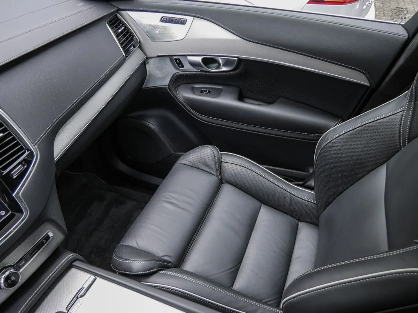 XC90 B5 AWD Ultimate Bright 22