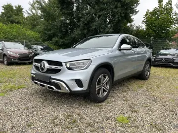 GLC 300 de 4M NAVI AHK SHD 360 LED KEYLESS