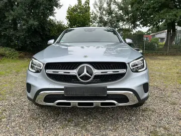 GLC 300 de 4M NAVI AHK SHD 360 LED KEYLESS