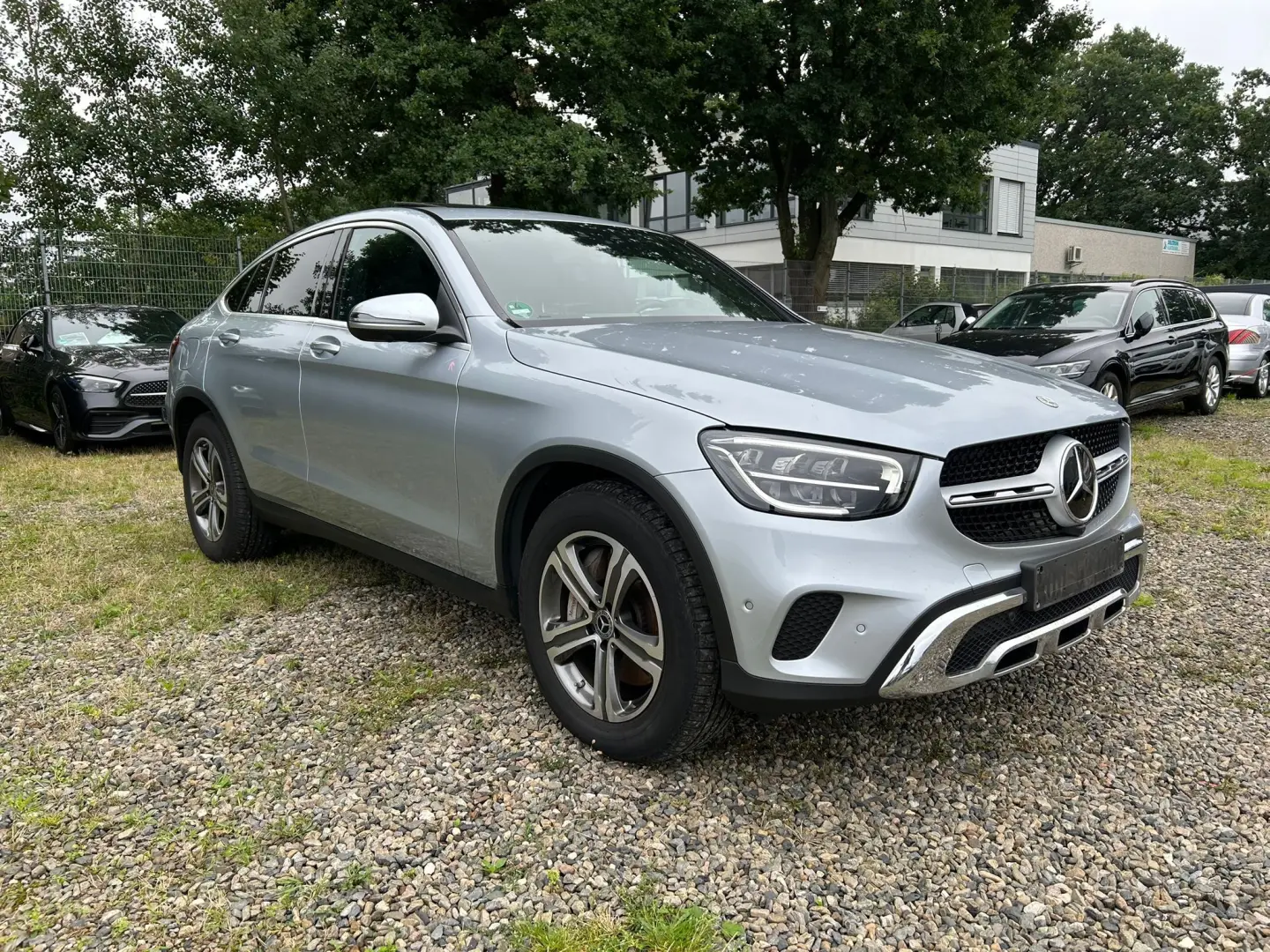 GLC 300 de 4M NAVI AHK SHD 360 LED KEYLESS
