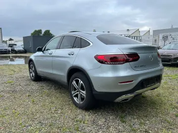 GLC 300 de 4M NAVI AHK SHD 360 LED KEYLESS