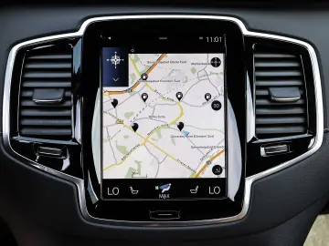 XC90 Plus Bright Recharge Plug-In Hybrid AWD T8 