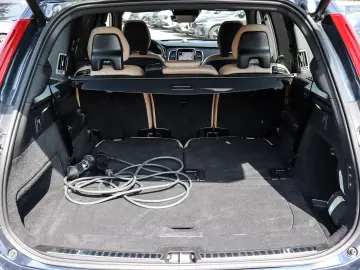 XC90 Plus Bright Recharge Plug-In Hybrid AWD T8 
