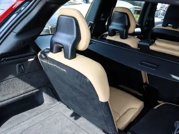 XC90 Plus Bright Recharge Plug-In Hybrid AWD T8 