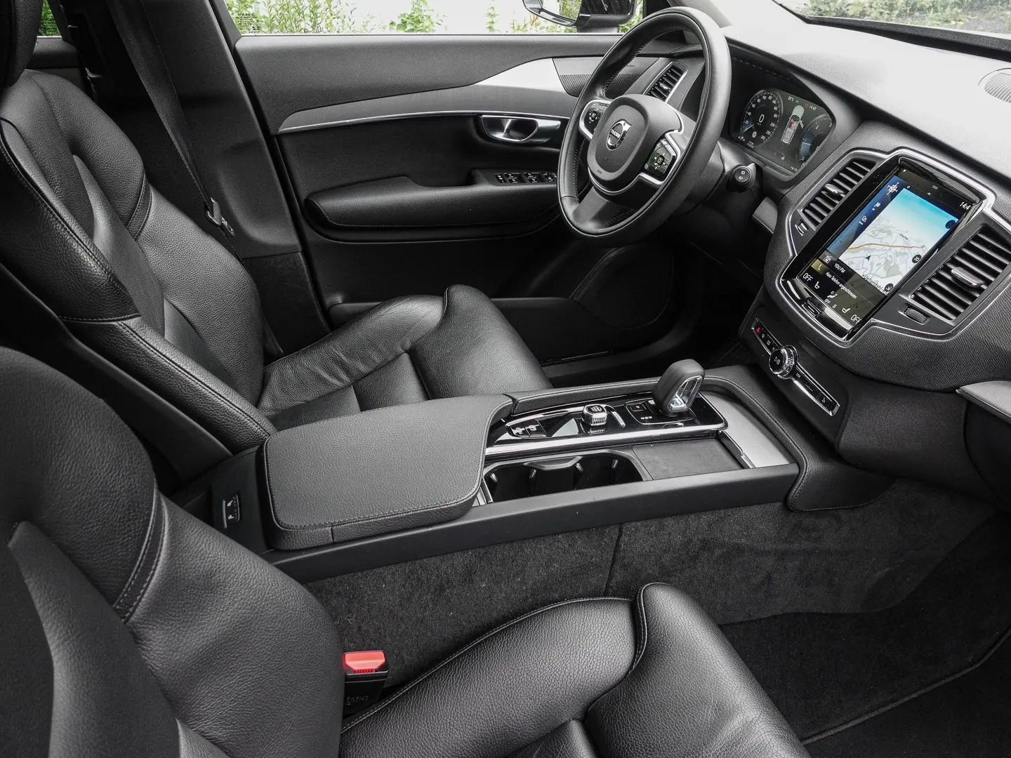 XC90 Momentum Pro AWD B5 Diesel EU6d Navi Digita
