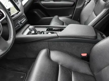 XC90 Momentum Pro AWD B5 Diesel EU6d Navi Digita