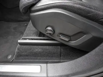 XC90 Momentum Pro AWD B5 Diesel EU6d Navi Digita