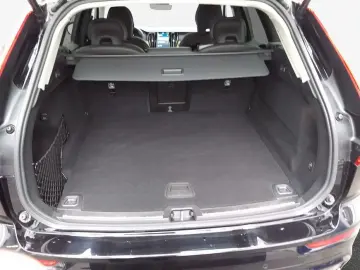 XC60 B4 D AWD Plus Dark
