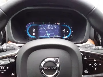 XC60 B4 D AWD Plus Dark