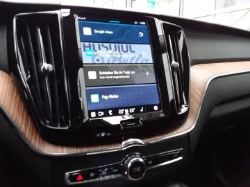 XC60 B4 D AWD Plus Dark