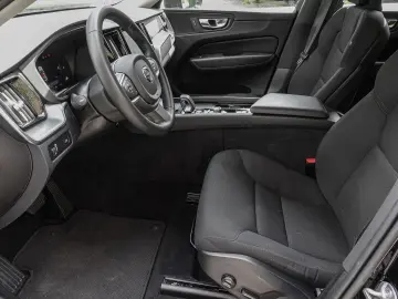 XC60 Momentum Pro 2WD B4 Diesel EU6d AHK Digital