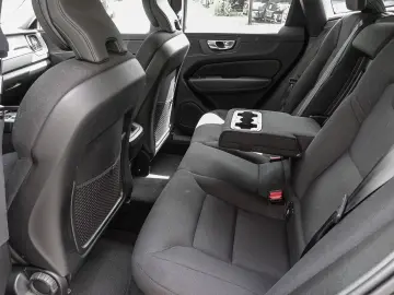 XC60 Momentum Pro 2WD B4 Diesel EU6d AHK Digital