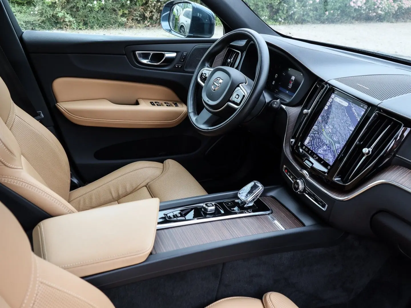 XC60 B4 Diesel AWD Inscription Aut. Navi*PDC*LED