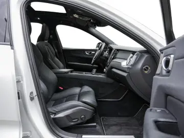 XC60 T8 Twin Engine AWD R-Design Kam HUD ACC