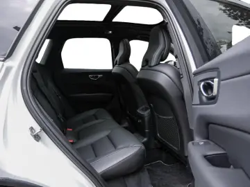 XC60 T8 Twin Engine AWD R-Design Kam HUD ACC