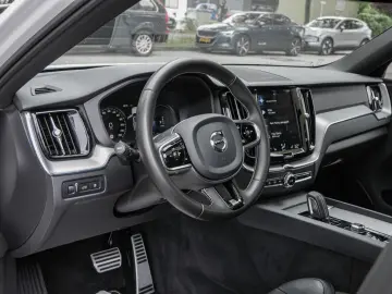 XC60 T8 Twin Engine AWD R-Design Kam HUD ACC